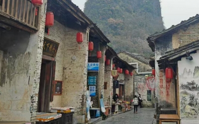 Private Day Tour Huangyao Old Town in Hezhou from Guangzhou by Round-way Train
