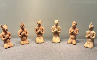 Southern Han Mausoleums Museum and Nanhai God Temple Tour